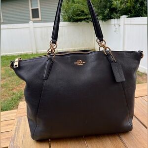 Coach Black Leather Shoulder Bag